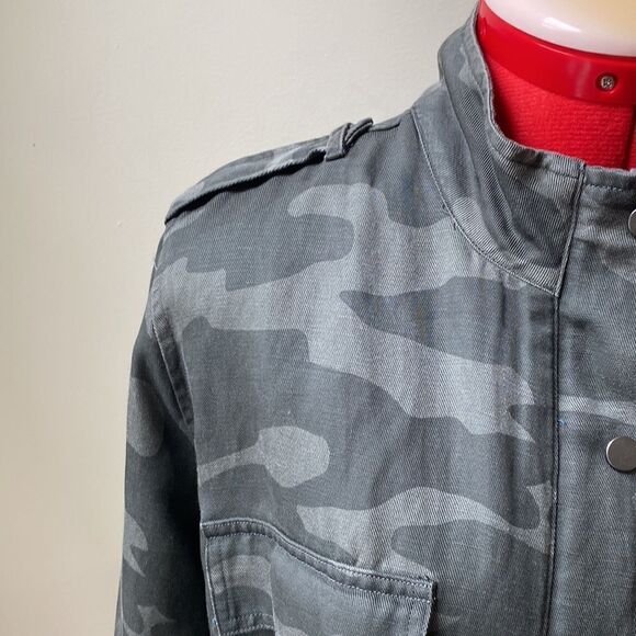 Rails Camouflage Tencel/Linen Blend Jacket - Picture 12 of 16